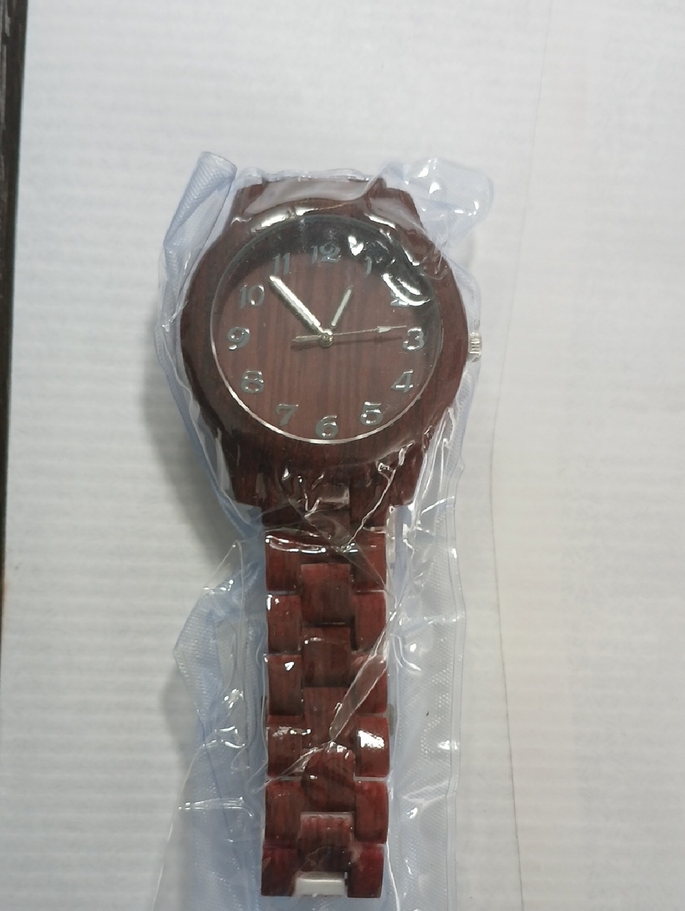 Classic Wooden Men's Wristwatch - Brown